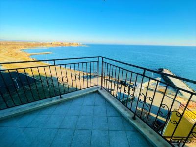 Widok na morze z tarasu mieszkania w Midia Grand Resort
