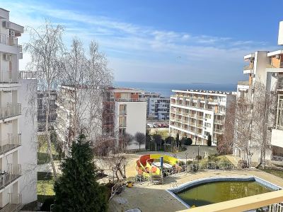 вид на море з тераси квартири
