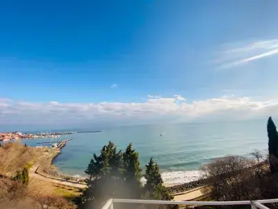 вид на море з тераси 