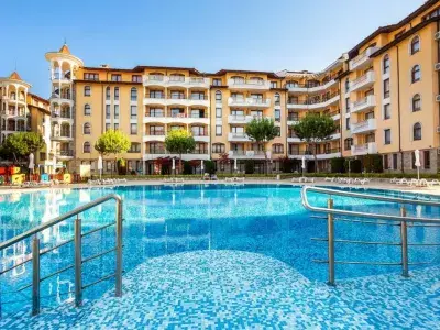 Royal Sun | комплекс, территорія, басейн