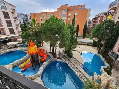 Romance Marine | Трикімнатна квартира біля моря на Сонячному березі