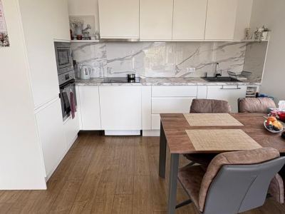 Pomorie Residence | Двокімнатний апартамент біля моря в сучасному комплексі Поморія