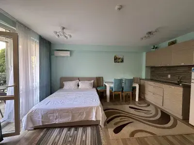 Родина | Студія у Святому Власі за 200 метрів від моря
