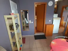 Гостиная комната в квартире комплекса краун форт нокс