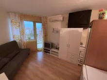 вітальня квартири в комплексі Амадеус 5