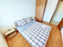 ліжко у спальні