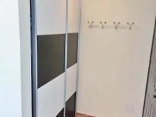 передпокій з гардеробом