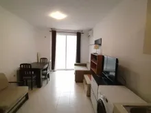 кімната з виходом на терасу