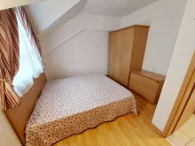 меблі у спальні