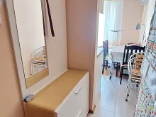 меблі у передпокої