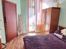 меблі у спальні