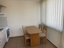 обідній стіл