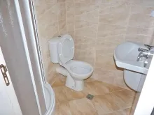 ванна кімната та туалет
