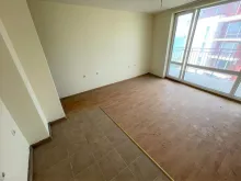 однокімнатна квартира без меблів