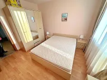 двоспальне ліжко