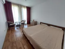 двоспальне ліжко