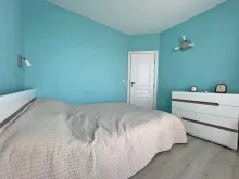 ліжко та комод