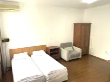 ліжко у квартирі