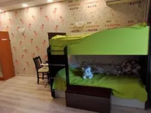 Двох'ярусне ліжко