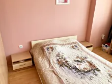 ліжко, шафа
