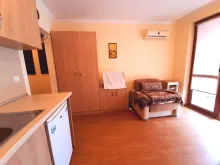 меблі у кімнаті