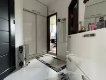 комод, вбудована шафа