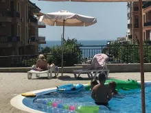 басейн
