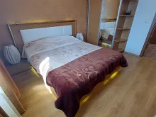 двоспальне ліжко