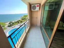 тераса з видом на море