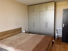 двоспальне ліжко