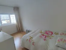 двоспальне ліжко