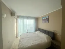 двоспальне ліжко