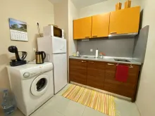 пральна машина, холодильник, міні-кухня
