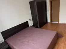 мебльована спальня