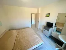 двоспальне ліжко