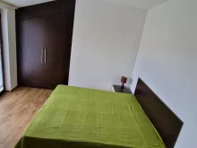 двухспальная кровать