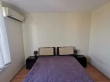 двоспальне ліжко