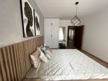 двоспальне ліжко