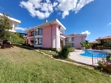 житловий будинок Pink Villas