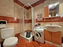 пральна машина, раковина, унітаз