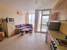 Гостиная комната с мебелью