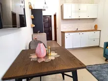 Обеденный стол