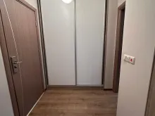 шафа в передпокої