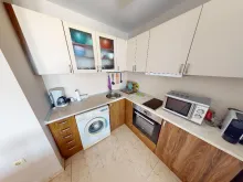 кухня, пральна машина