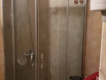 Душова кабіна