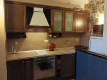 міні-кухня, телевізор