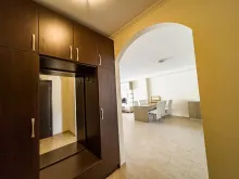 Меблі в передпокої