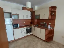 міні-кухня, холодильник