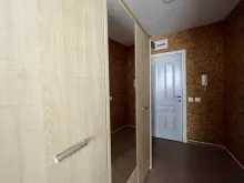 шафа в передпокої