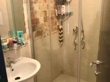 душова кабіна, санвузол